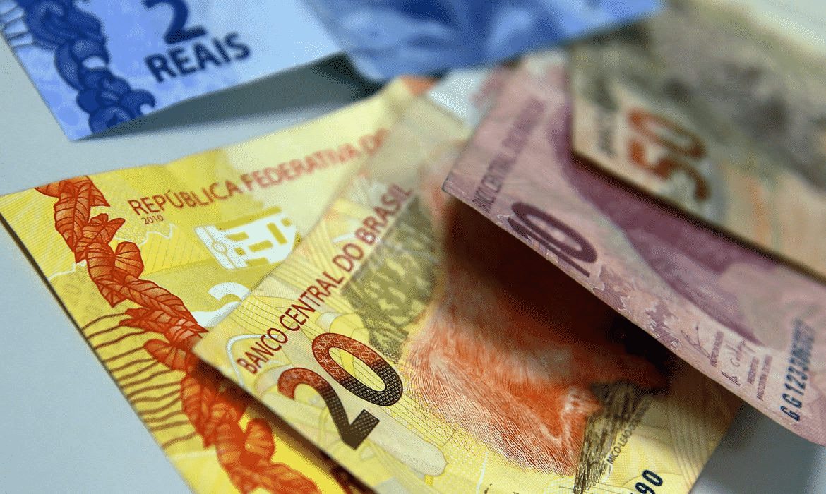 Mulher que abrir MEI pode ganhar o valor de R$ 1 mil